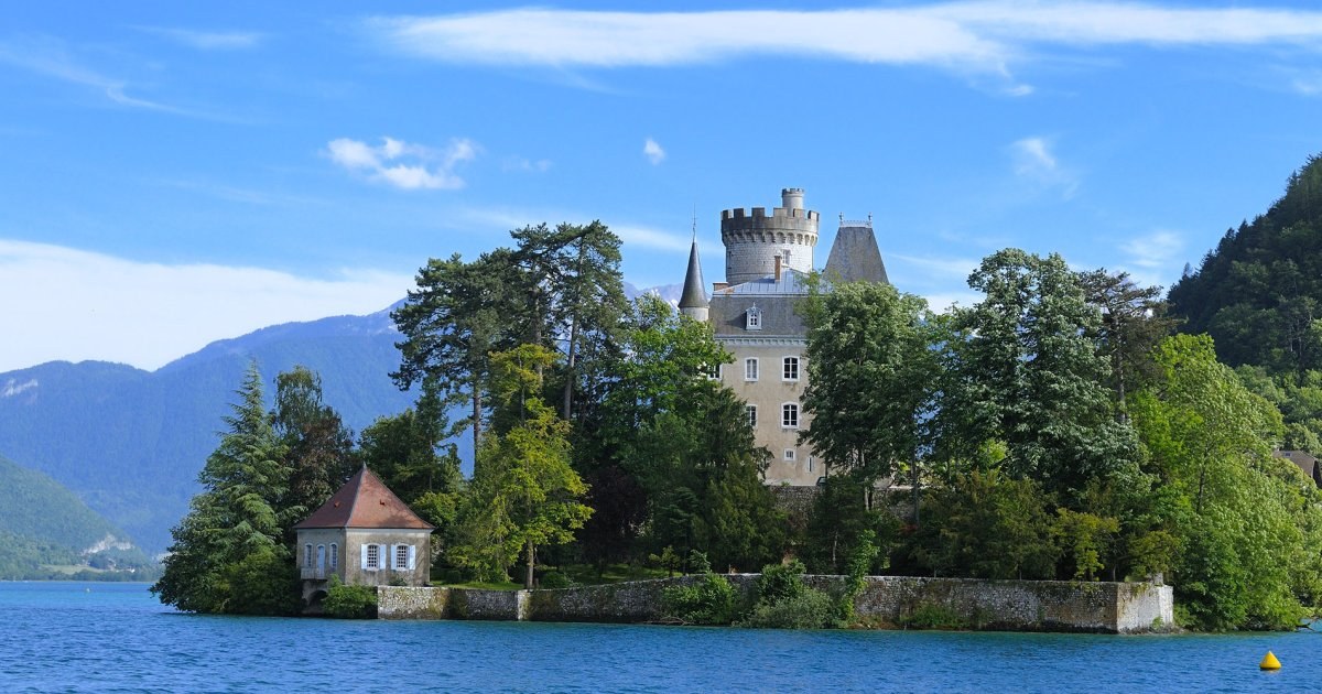 Château de Duingt sur le lac d'Annecy